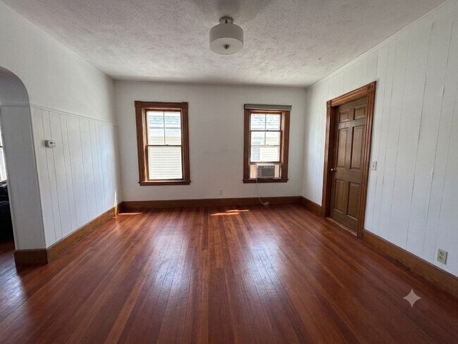 Foto del edificio - 58 Willow Ave