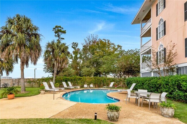Foto del edificio - 18117 Scenic Hwy 98