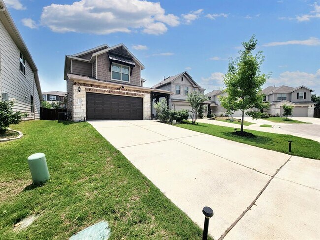 Building Photo - 15811 Windroot St