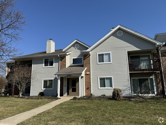 Building Photo - 6620 Green Branch Dr