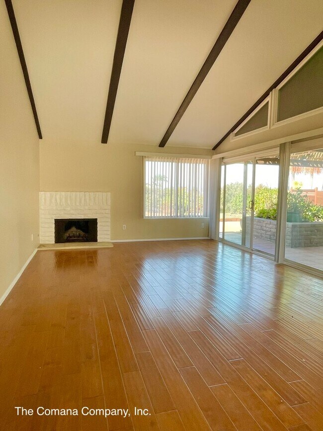 Building Photo - Fantastic location 3 bedroom 2 bath