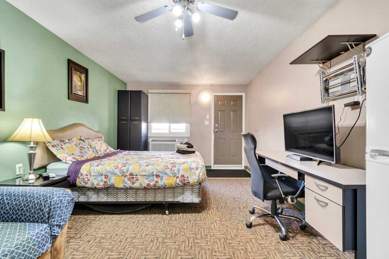 Photo principale - 10415 99 Ave