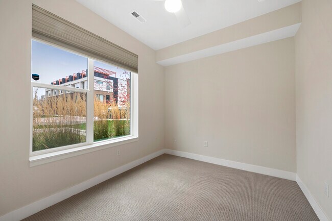 Building Photo - 3048 Wilson Ct