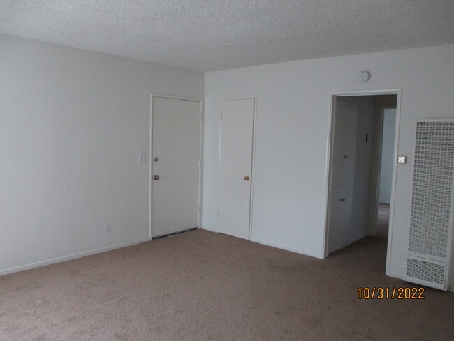 Building Photo - 2509 W 182nd St