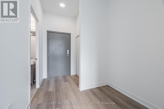 Building Photo - 9 Tecumseth St.