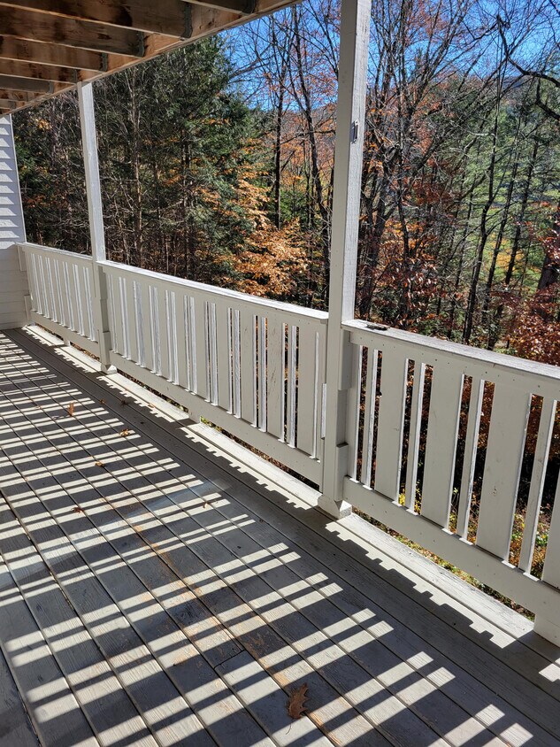 612 Upper Mad River Rd, Thornton, NH 03285 Townhome Rentals in