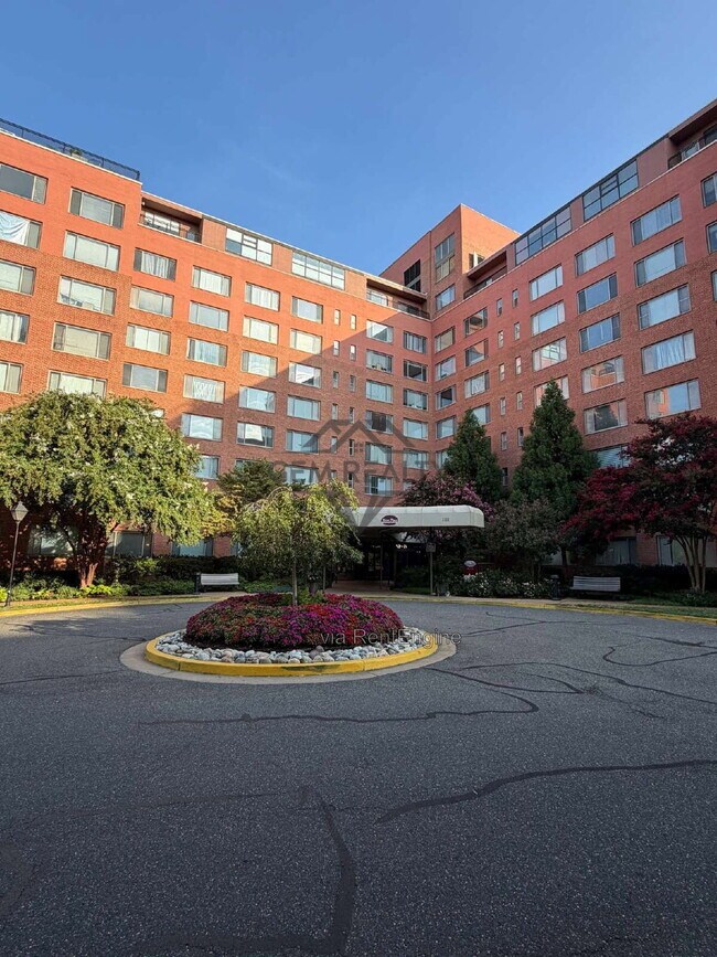 Foto del edificio - 1111 Arlington Blvd