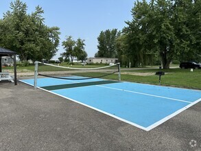 Building Photo - Marshalltown Estates