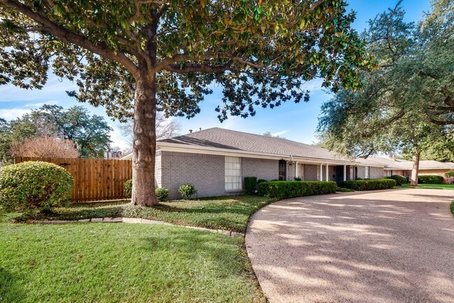 Photo - Overton Park Duplex! House