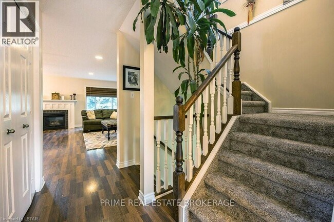 Photo du bâtiment - 6 Peach Tree Blvd