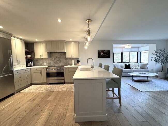 Foto del edificio - 30 Ledge St