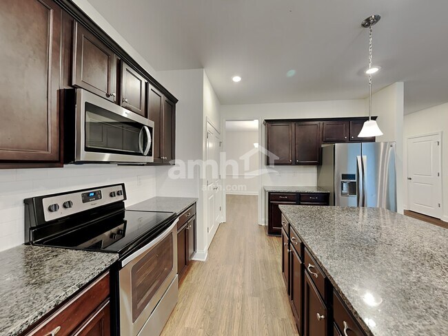 Foto del edificio - 3923 Riceland Pl