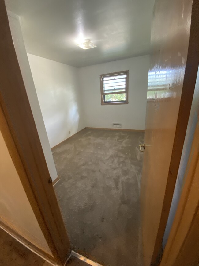 Master bedroom - 6810 W Kathleen Ct