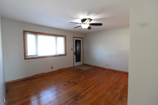 Foto del edificio - 2909 Fleetwood Dr
