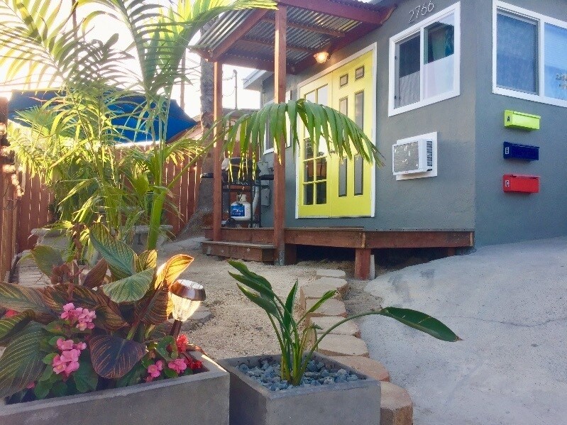 Primary Photo - 2766 Island Ave