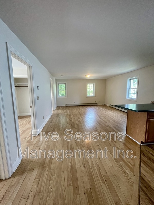 Photo - 85 Manhattan Dr Apartment