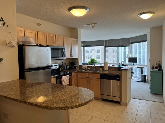 Foto del edificio - 222 N Columbus Dr