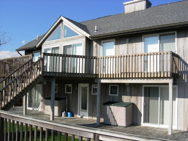 Foto del edificio - 121 Seafield Pt