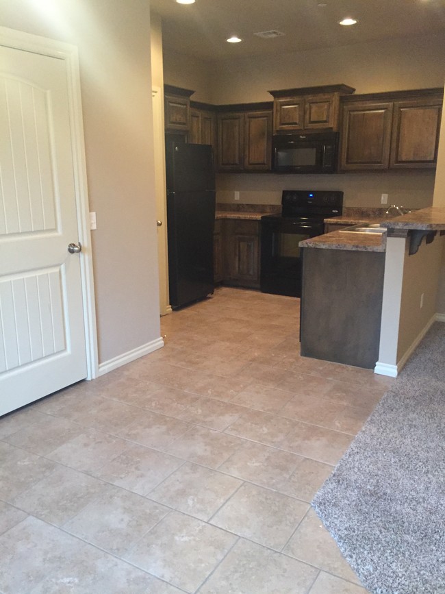 Kitchen/Laundry - 1 Bedroom - Villas at Summit Pointe