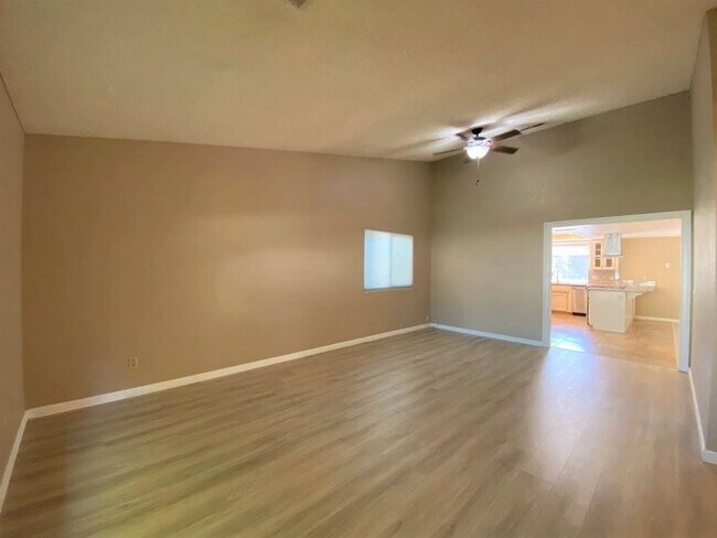 Building Photo - 3154 Larch Dr