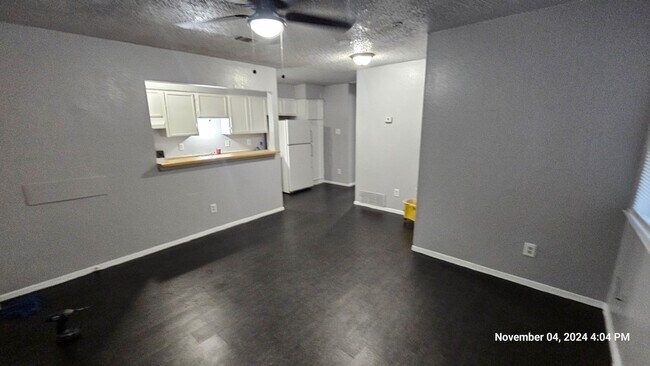 Foto del edificio - 5424-5426 Helmick Ave