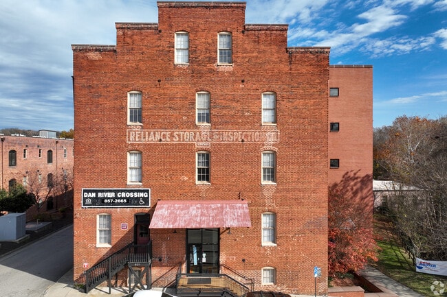 Building Photo - Dan River Crossing