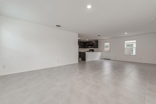 Building Photo - 3621 Esperanza St