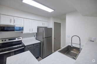 1 BR, 1 BA - 731SF - The June