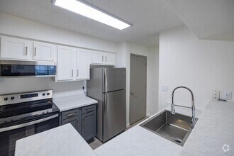 1 BR, 1 BA - 731SF - The June