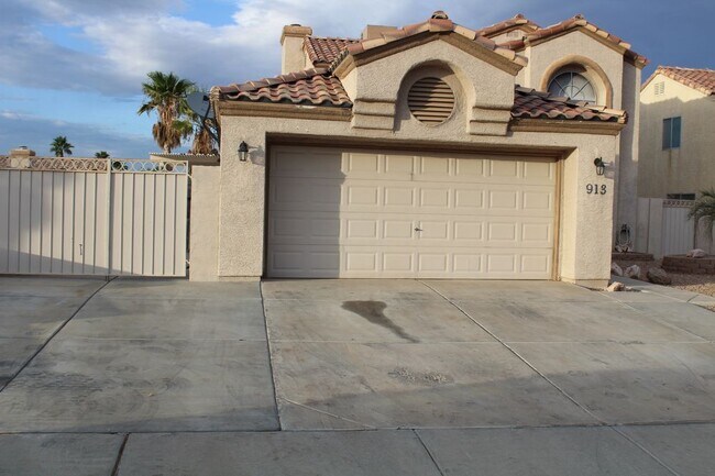 Building Photo - Beautiful 2 Story 4 Bedroom and 3 Bath House