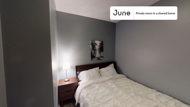Foto del edificio - Room in Shared 3 bed/1 bath home in North End