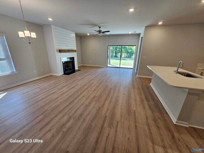 Building Photo - 6007 Margie Collins Dr SE