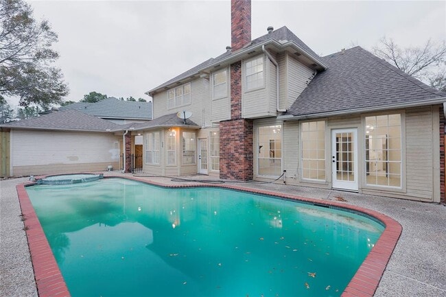 Building Photo - 17527 Sandy Cliffs Dr