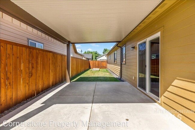 Building Photo - 3 br, 2 bath House - 7587 N Froman Ave