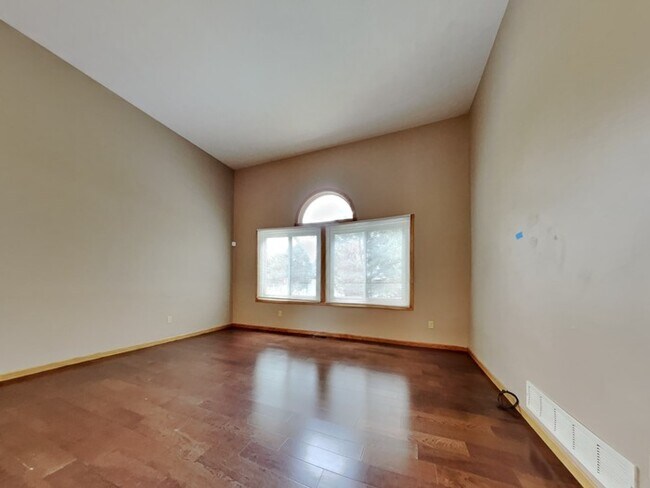 Foto del edificio - HOLIDAY SPECIAL!! 4 Bedroom, 3 Bathroom Ho...