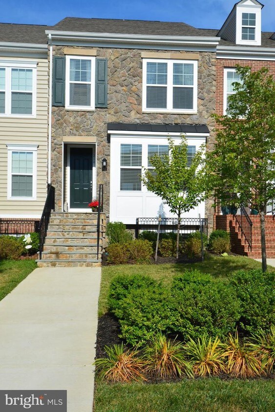 Foto principal - 210 Apricot St