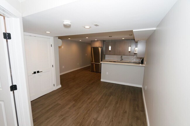 Building Photo - 53 U St NW