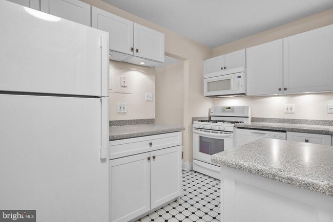 Building Photo - 1439 Northgate Square