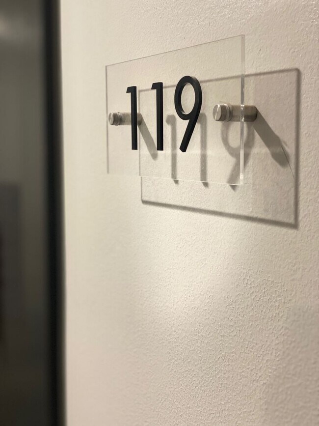 Interior Photo - The Flats Off Madison