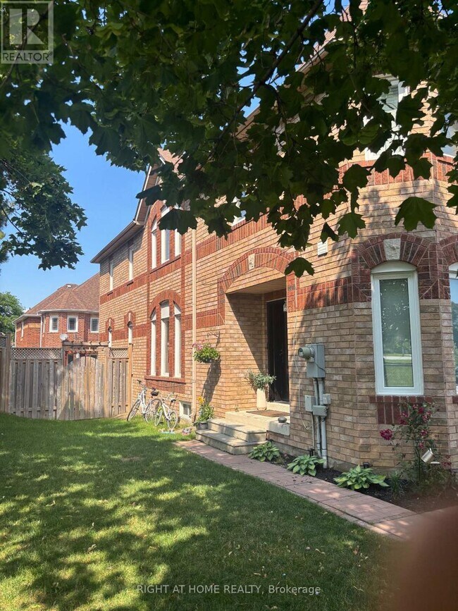 Photo du bâtiment - 6985 Dunnview Ct