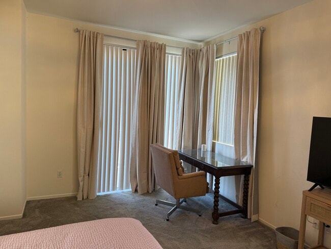 Foto del edificio - 1232 Mission Pl