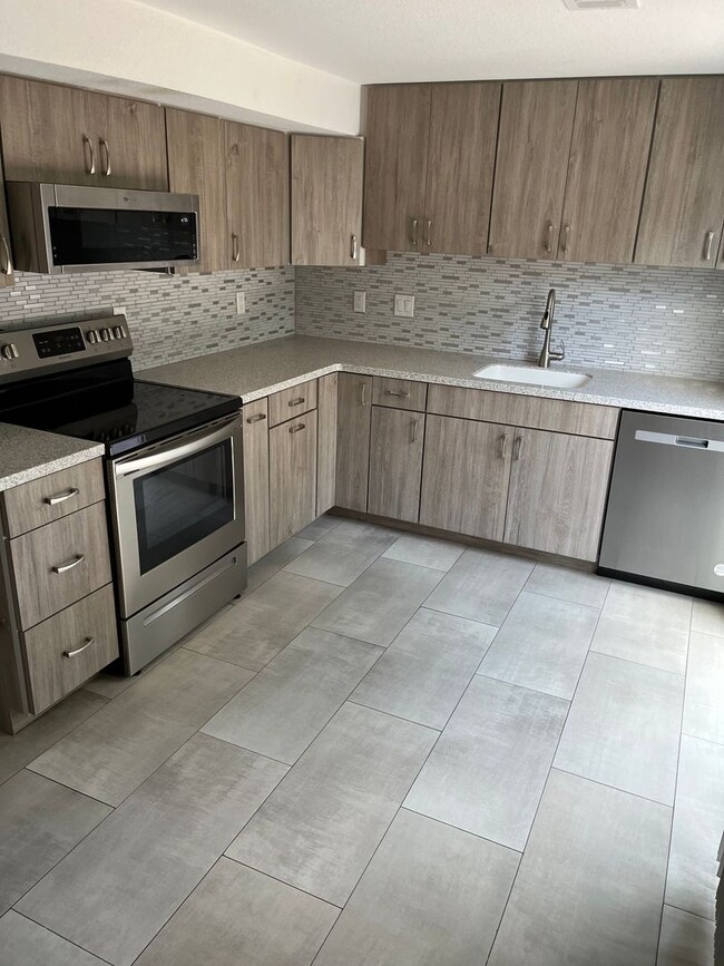 Foto del edificio - 1602 Garfield Ave