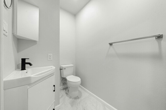 Building Photo - 801 Avenue K