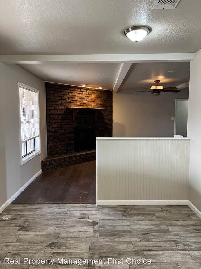 Foto del edificio - 3 br, 2 bath House - 8529 Harvard Ave