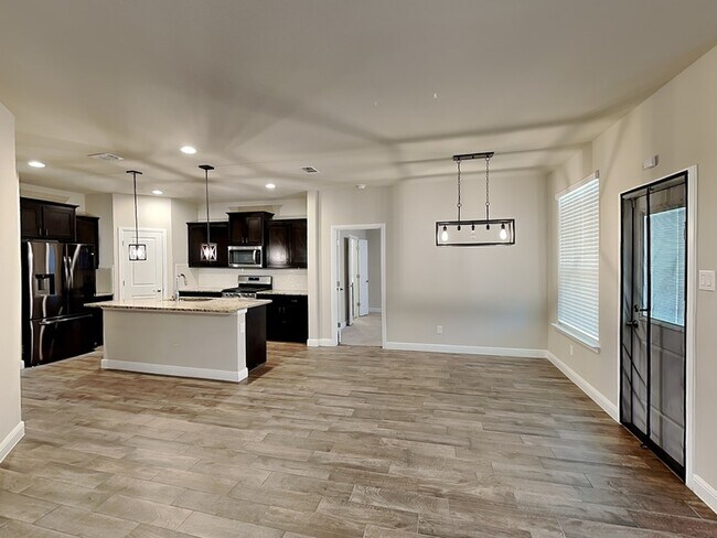 Foto del edificio - 2532 Emerald Springs Dr