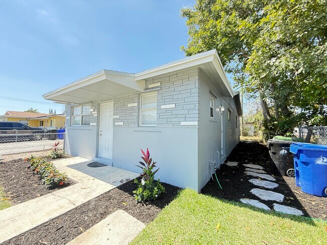 Foto del edificio - 2611 NW 21st St