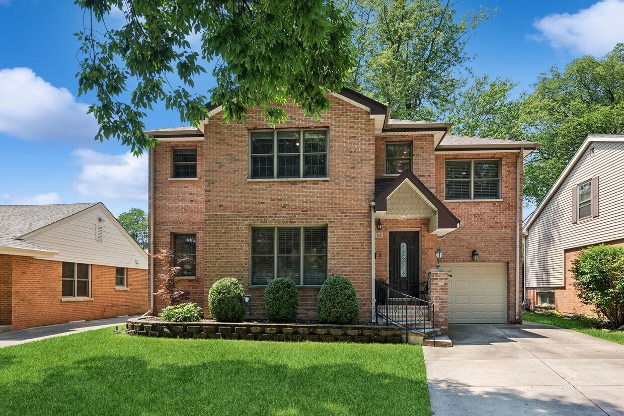Foto principal - 114 N Emerson St