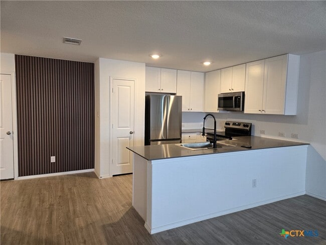 Foto del edificio - 200 Pacific Waters