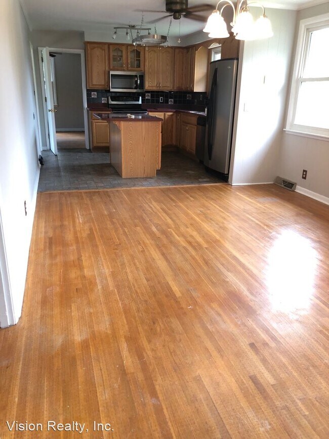 Foto del edificio - 3 br, 1.5 bath House - 408 Lisle