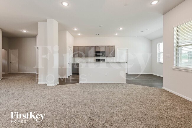 Foto del edificio - 14775 Country Club Dr